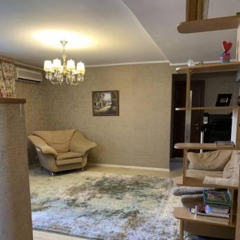 Сдается Многокомнатная квартира, 64 м²