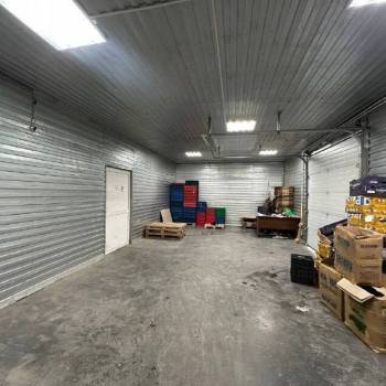 Сдается Нежилое помещение, 100 м²