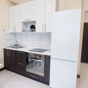 Сдается 1-комнатная квартира, 42 м²