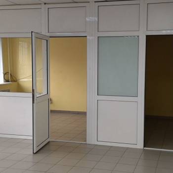 Продается Нежилое помещение, 400 м²