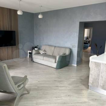 Сдается Многокомнатная квартира, 90 м²