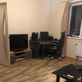 Продается 1-комнатная квартира, 42,5 м²