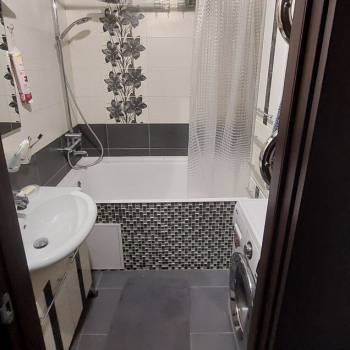 Продается Многокомнатная квартира, 82,1 м²