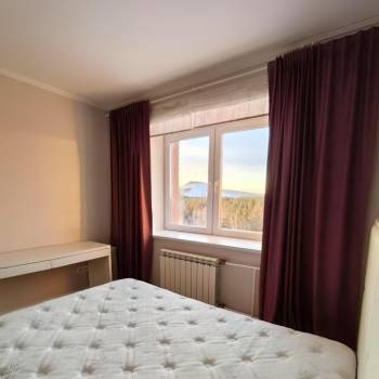 Сдается Многокомнатная квартира, 100 м²