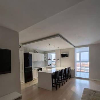 Сдается Многокомнатная квартира, 100 м²