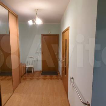 Сдается 2-х комнатная квартира, 65 м²