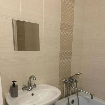 Продается 1-комнатная квартира, 42,5 м²