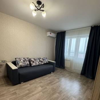 Сдается 1-комнатная квартира, 38,1 м²