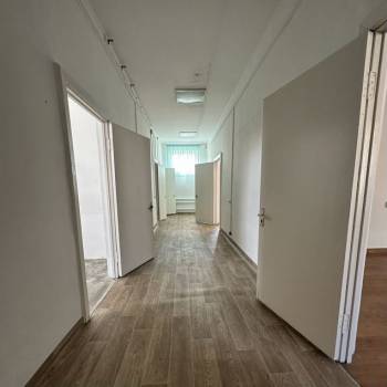 Сдается Нежилое помещение, 171 м²