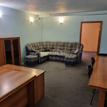 Продается 1-комнатная квартира, 70,8 м²
