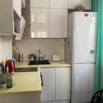 Продается 1-комнатная квартира, 37,5 м²