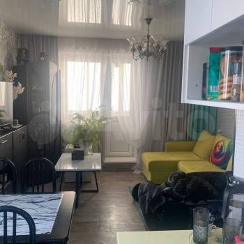 Продается 1-комнатная квартира, 37,5 м²