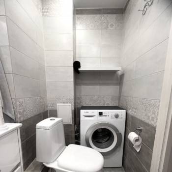 Продается 1-комнатная квартира, 42 м²