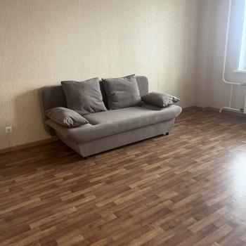 Сдается 1-комнатная квартира, 43 м²