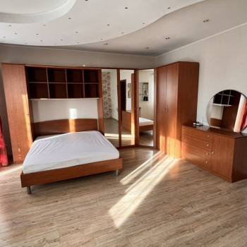 Сдается 1-комнатная квартира, 43 м²