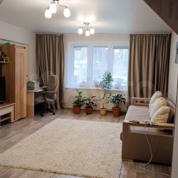 Продается Многокомнатная квартира, 88,4 м²