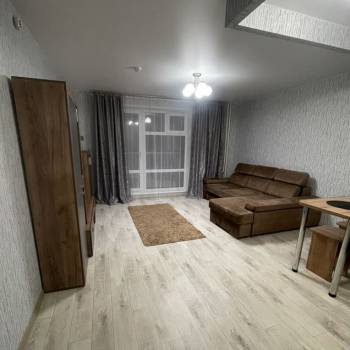 Сдается 1-комнатная квартира, 37 м²