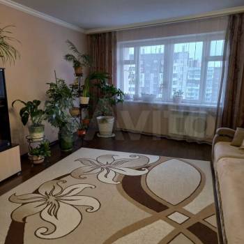 Продается 1-комнатная квартира, 54 м²