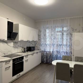 Сдается 2-х комнатная квартира, 65 м²