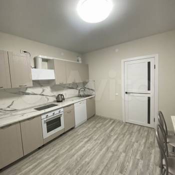 Сдается 2-х комнатная квартира, 71 м²