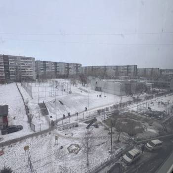 Продается 1-комнатная квартира, 72,8 м²