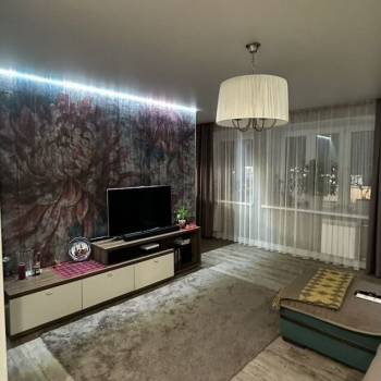 Продается Многокомнатная квартира, 85,3 м²