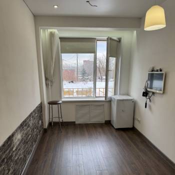 Продается 1-комнатная квартира, 18,3 м²