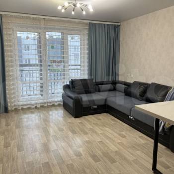 Сдается 1-комнатная квартира, 36,7 м²