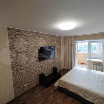 Сдается 1-комнатная квартира, 42 м²