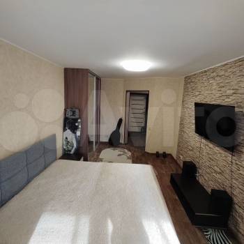 Сдается 1-комнатная квартира, 42 м²