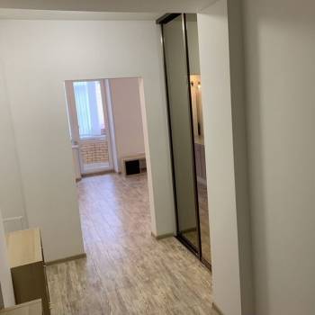 Сдается 1-комнатная квартира, 50 м²