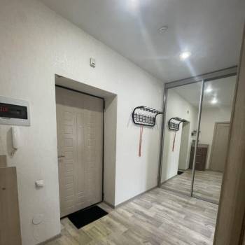 Продается 1-комнатная квартира, 42,3 м²