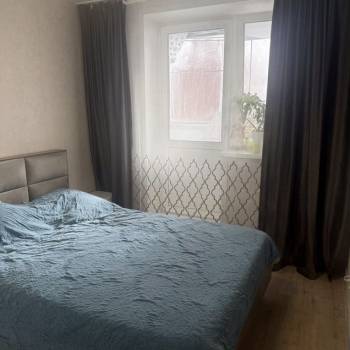 Продается 1-комнатная квартира, 32 м²