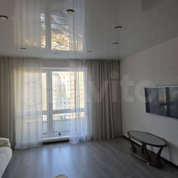 Сдается Многокомнатная квартира, 90 м²