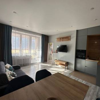 Продается 2-х комнатная квартира, 76,8 м²