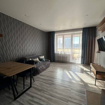 Продается 2-х комнатная квартира, 76,8 м²