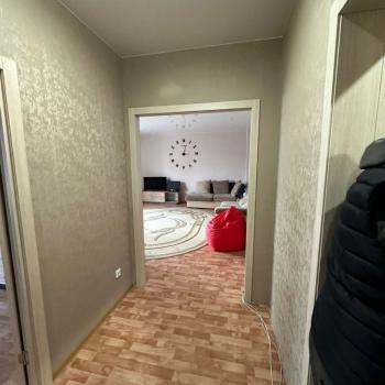 Сдается 1-комнатная квартира, 62 м²