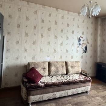 Сдается 1-комнатная квартира, 59 м²