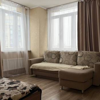 Сдается 1-комнатная квартира, 45 м²