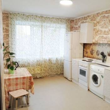 Сдается 1-комнатная квартира, 36 м²