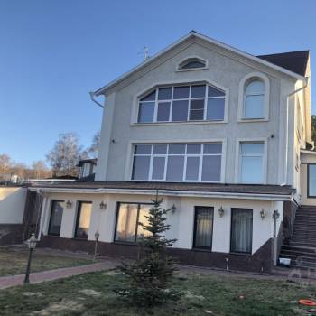 Продается Дом, 320 м²