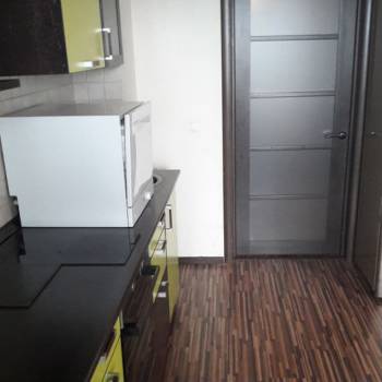 Сдается 2-х комнатная квартира, 78 м²