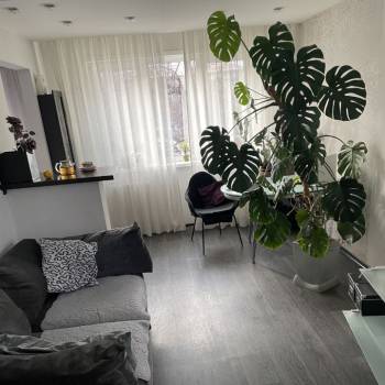 Продается 3-х комнатная квартира, 61,9 м²