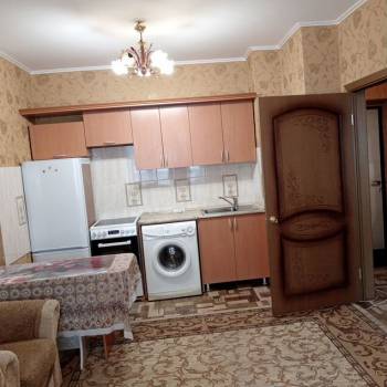 Сдается 1-комнатная квартира, 41 м²