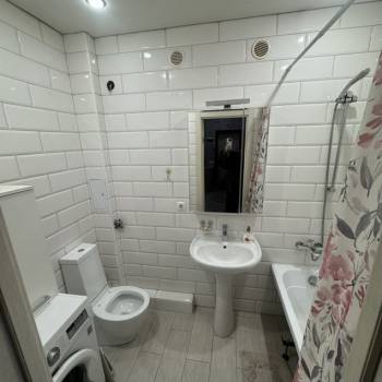 Сдается 2-х комнатная квартира, 60 м²