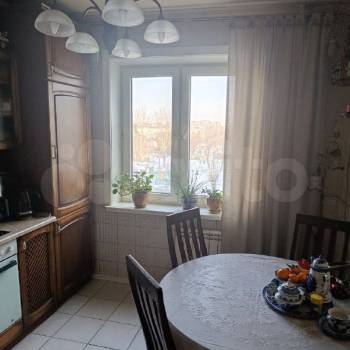 Продается Многокомнатная квартира, 80 м²