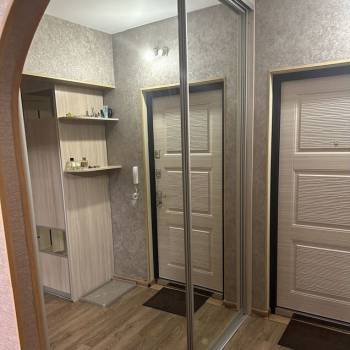 Продается 1-комнатная квартира, 40,4 м²