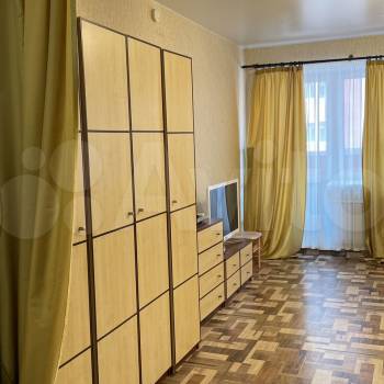 Сдается 1-комнатная квартира, 35 м²