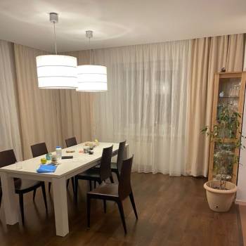 Продается Многокомнатная квартира, 143 м²