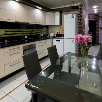 Продается 1-комнатная квартира, 54,2 м²